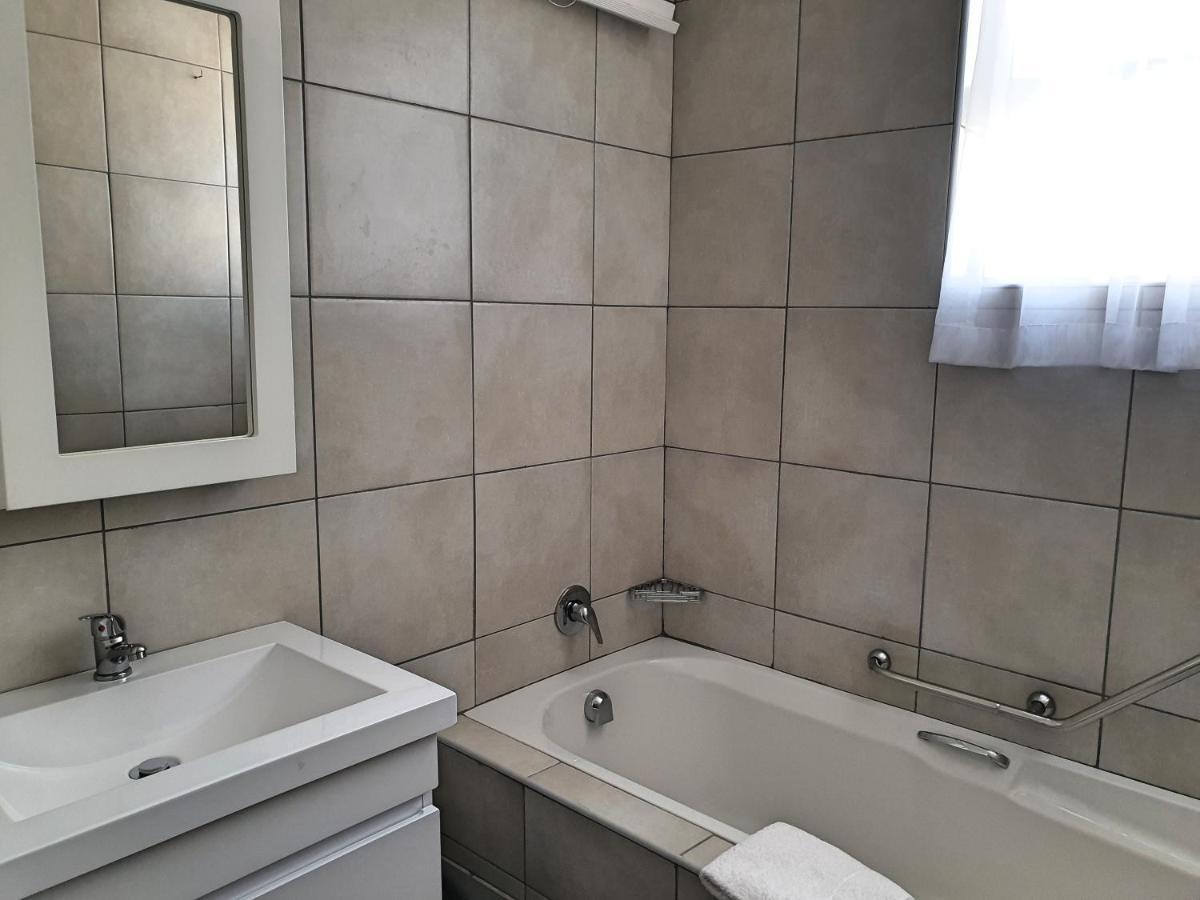 Gooderson Leisure Silver Sands 2 Self Catering And Timeshare Lifestyle Resort Дурбан Экстерьер фото